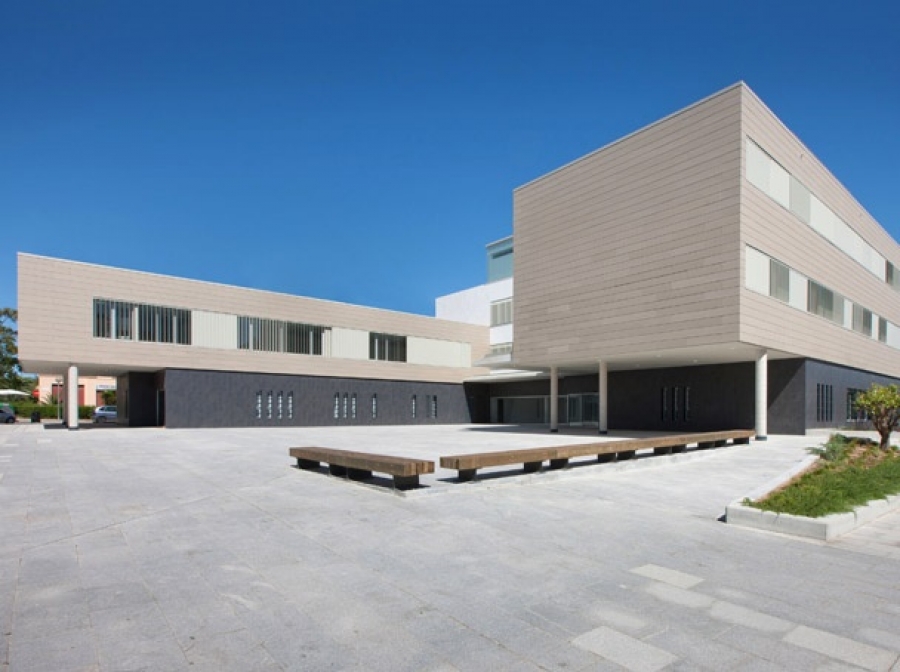 Vila-seca es posa al costat dels personal laboral de la Xarxa Santa Tecla