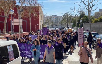 Ens sumem a la manifestació amb motiu del 8M