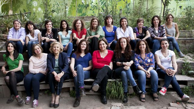 Mujeres, feminismo y municipalismo: un imperativo para el cambio